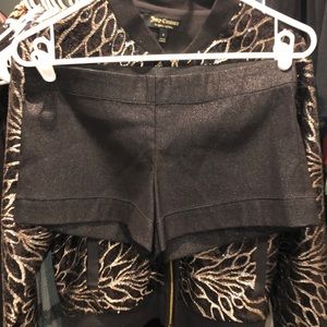 Leon Max medium shorts